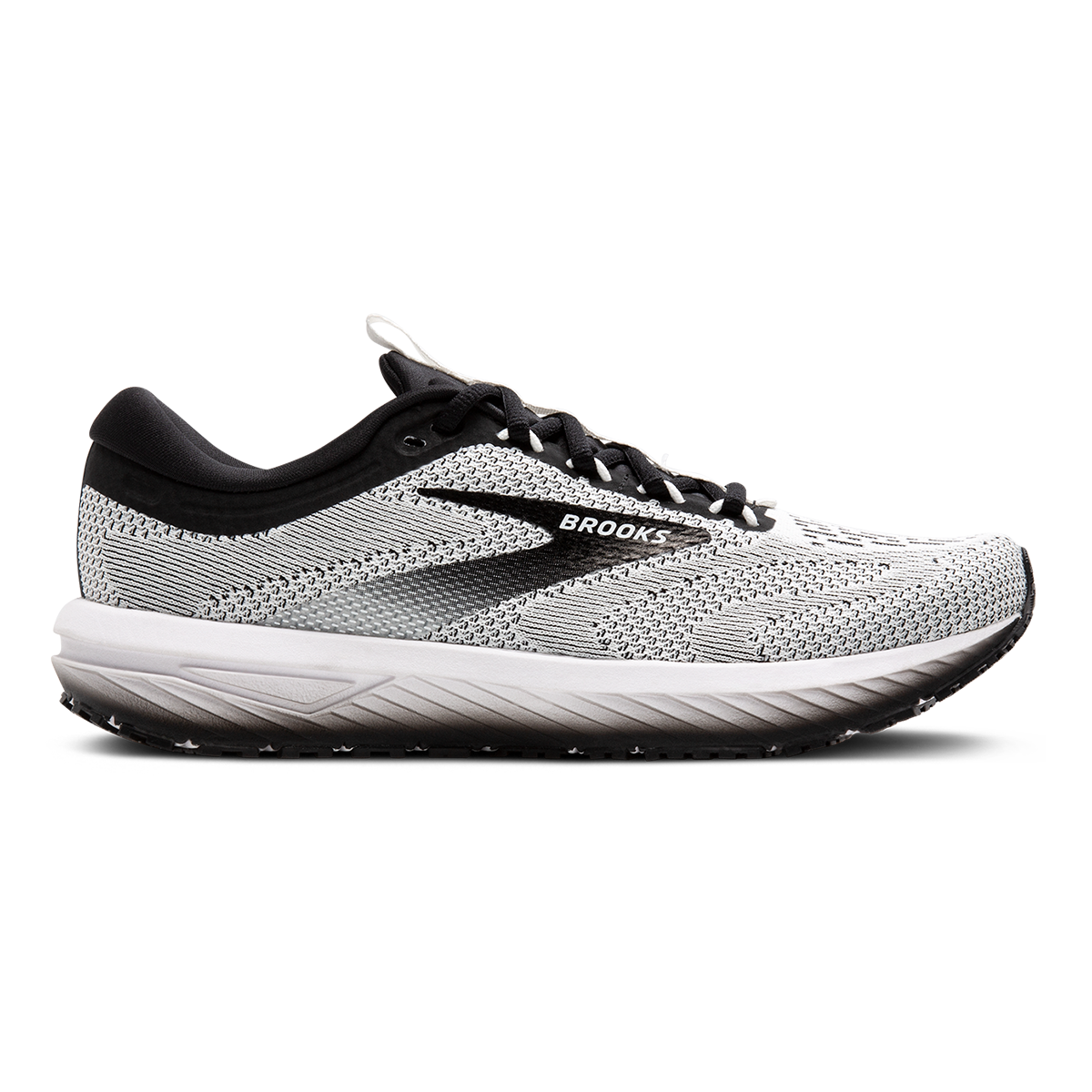 Brooks Revel 7