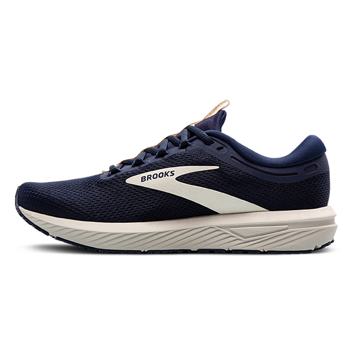 Brooks Revel 7