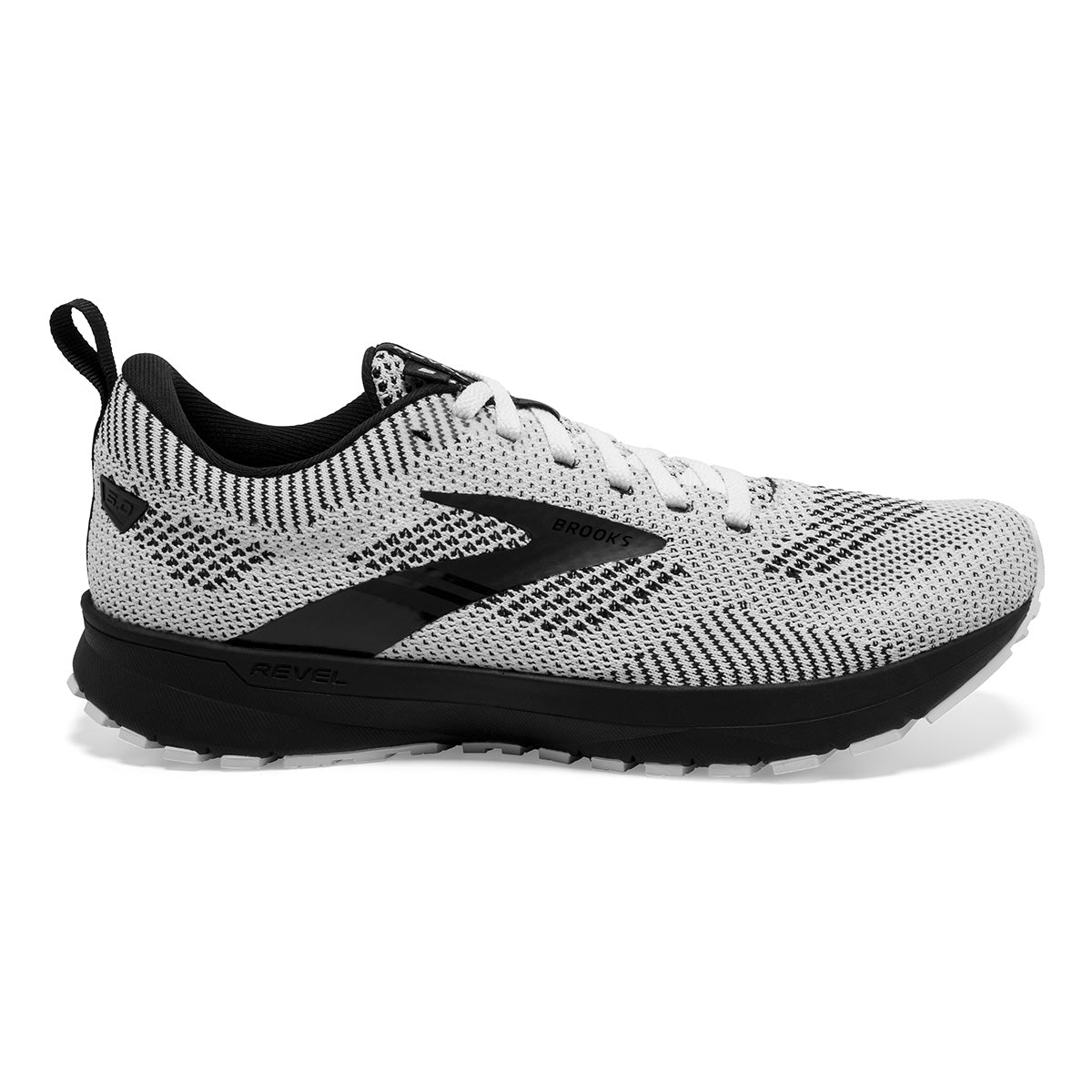 Brooks Revel 5