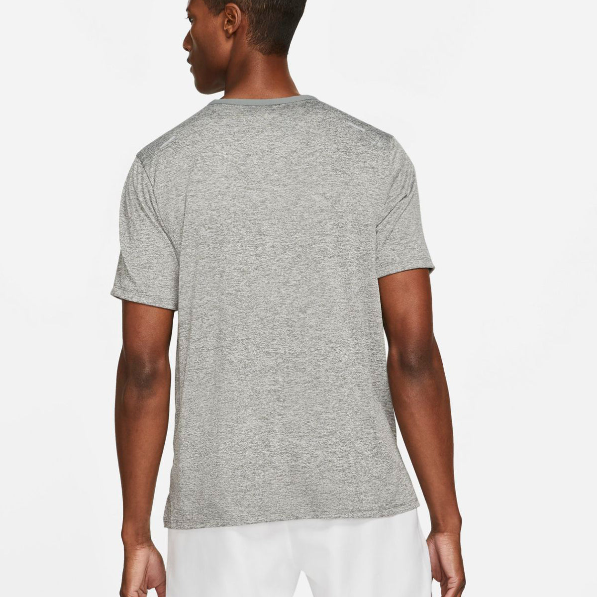 Nike Dri-FIT Rise 365 Shortsleeve