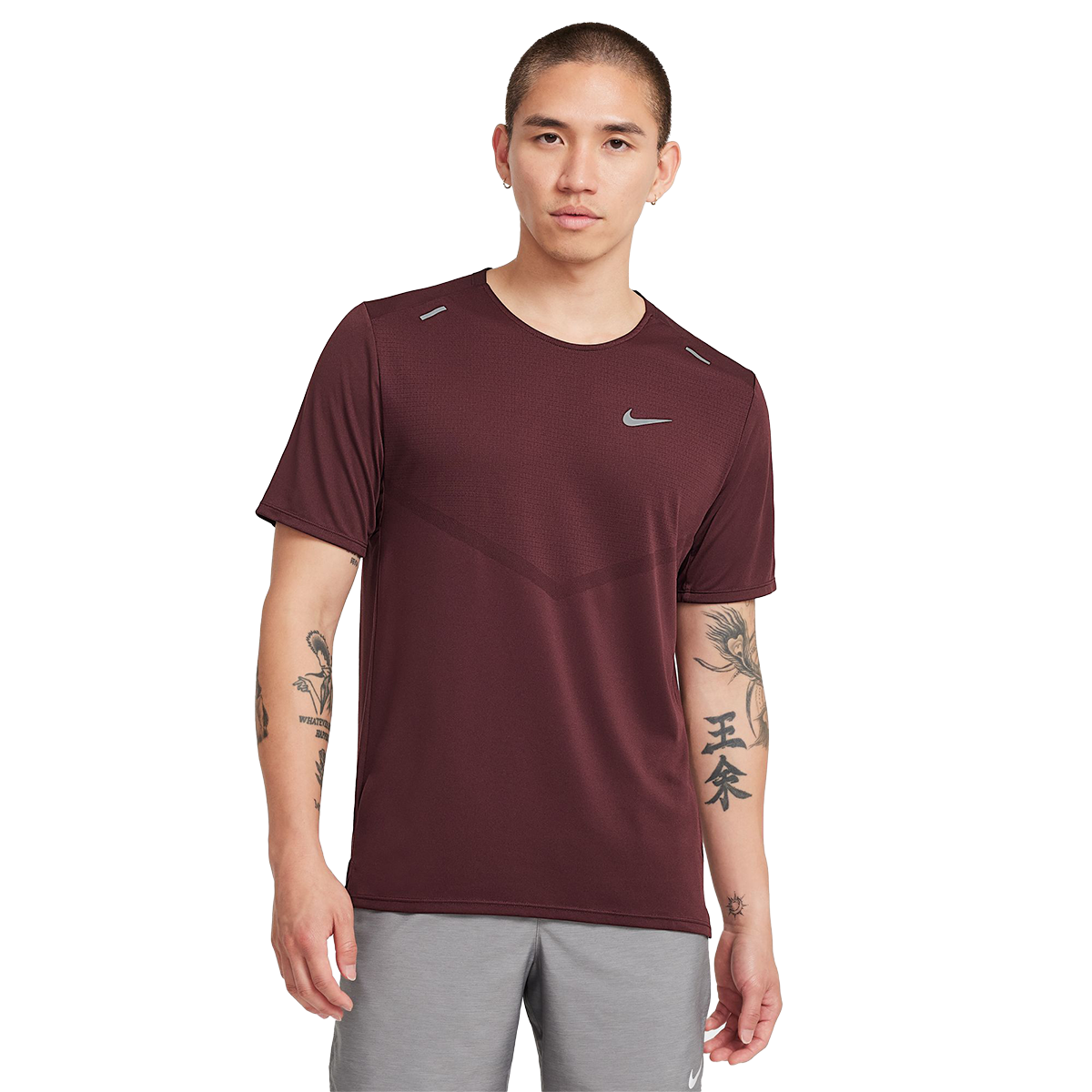 Nike Dri-FIT Rise 365 Shortsleeve