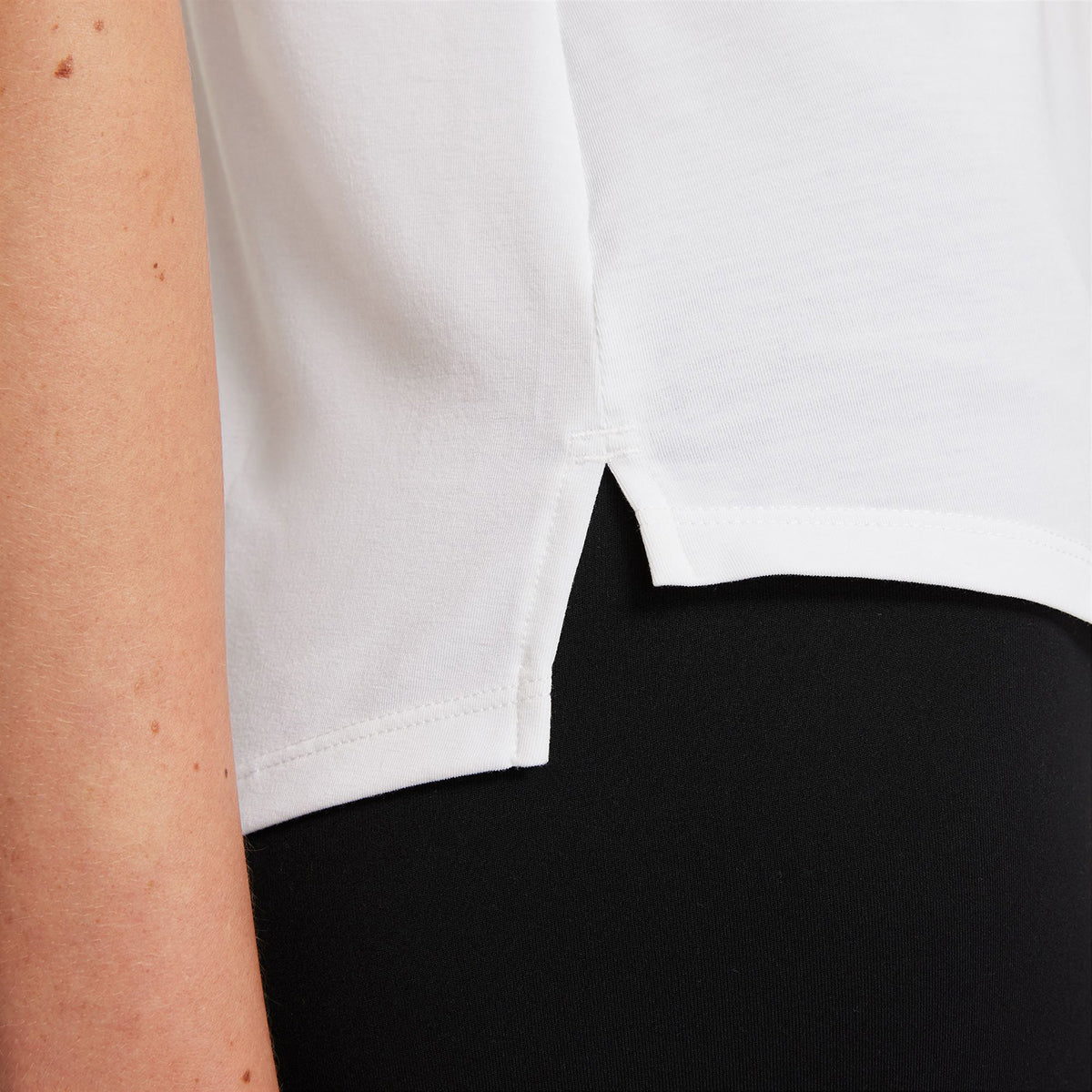 Nike Dri-FIT One Luxe Tank