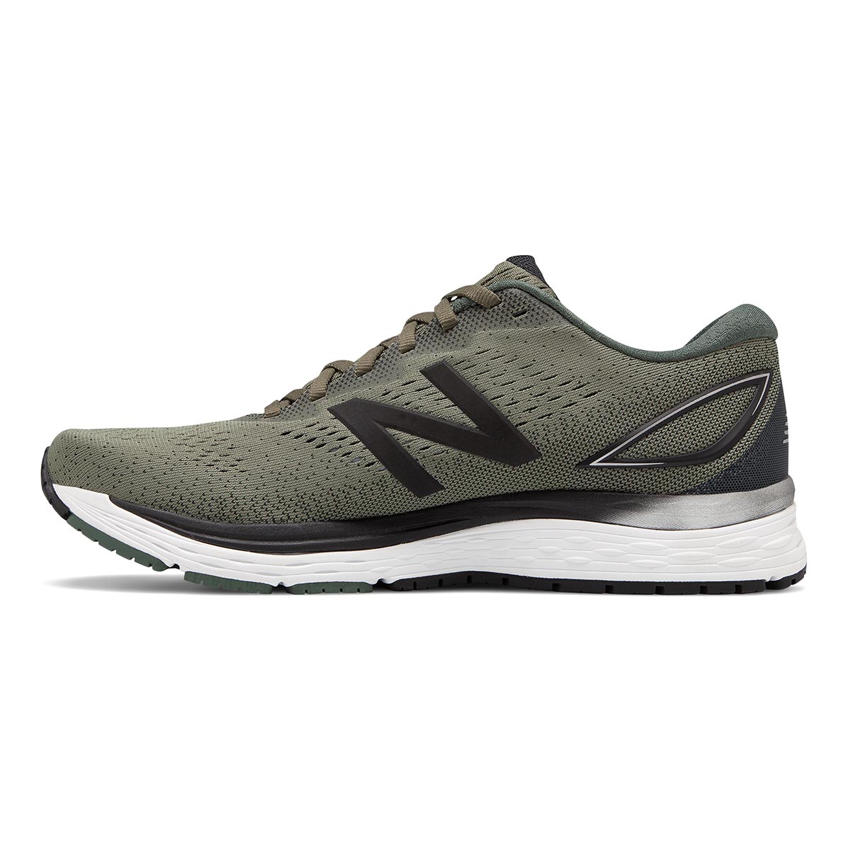 New Balance 880 V9