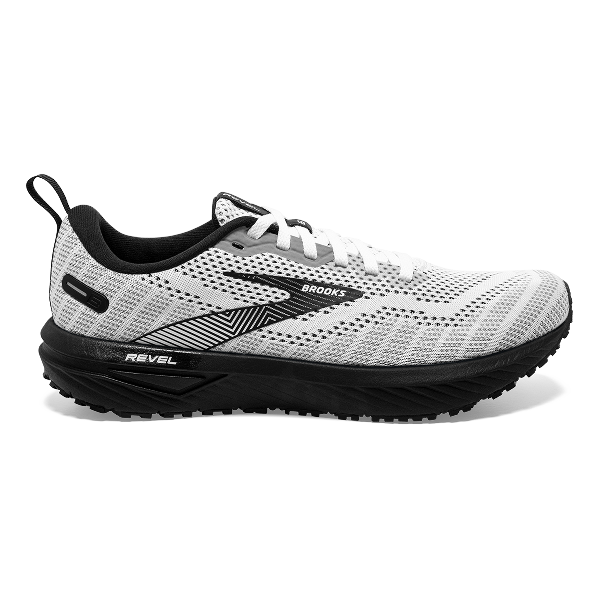 Brooks Revel 6